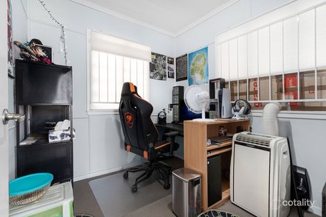 Property photo of 237 Wynnum North Road Wynnum QLD 4178