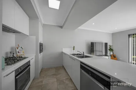 Property photo of 336 Egerton Drive Aveley WA 6069