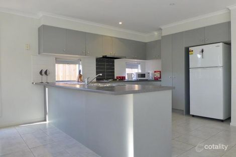 Property photo of 3 Giselle Grove Tarneit VIC 3029