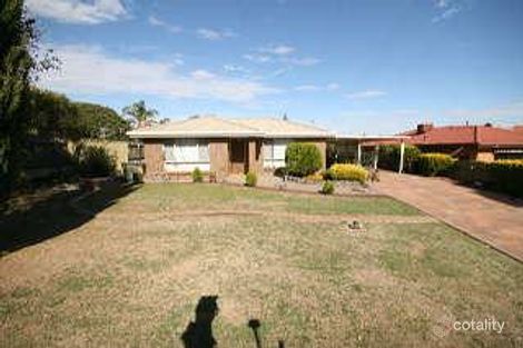 19 Saint Albans Rd, Woodcroft, SA 5162