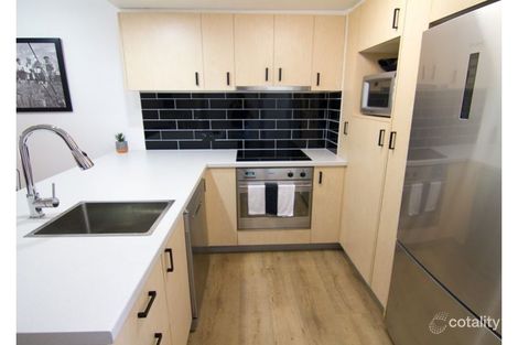 Property photo of 3/20-26 Illawong Street Surfers Paradise QLD 4217