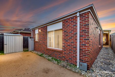 Property photo of 2/13 Westminster Avenue Hillside VIC 3037