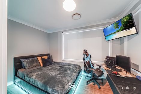 Property photo of 18 Woolshed Place Currans Hill NSW 2567