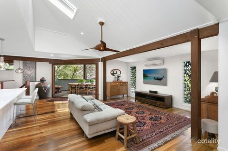 Property photo of 98 Avocado Street Elanora QLD 4221