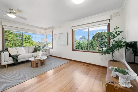 Property photo of 14 Castleton Court Gladstone Park VIC 3043