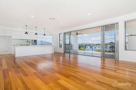 Property photo of 130 Ridgeview Street Carindale QLD 4152