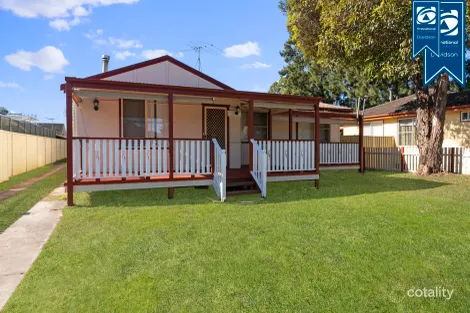 56 Derna Rd, Holsworthy, NSW 2173