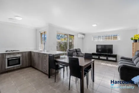 Property photo of 4/20 Gladstone Road Armadale WA 6112