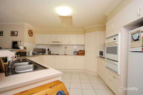Property photo of 31 Camberwell Circuit Robina QLD 4226