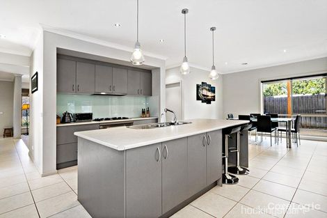 Property photo of 14 Maldon Drive Eynesbury VIC 3338