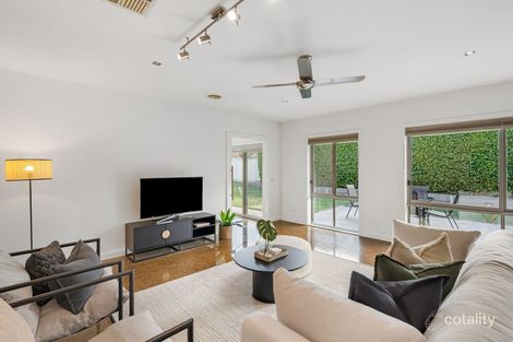 Property photo of 14 Nubrena Drive Strathfieldsaye VIC 3551