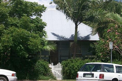 84 Downs St, North Ipswich, QLD 4305