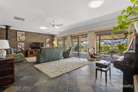 Property photo of 5 Knott Road Williamstown SA 5351