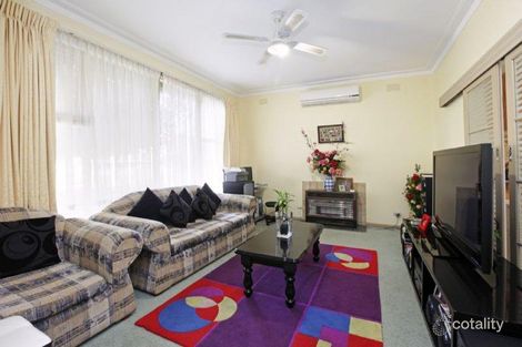 Property photo of 4 Libau Avenue Bell Park VIC 3215