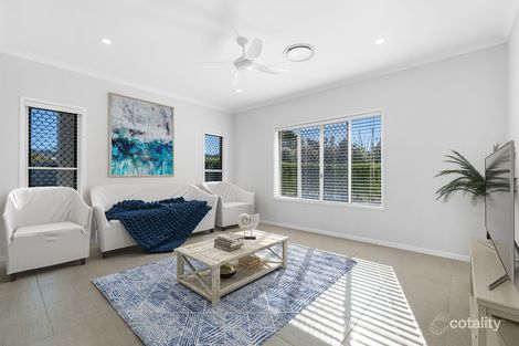 Property photo of 1 Altitude Drive Burnside QLD 4560