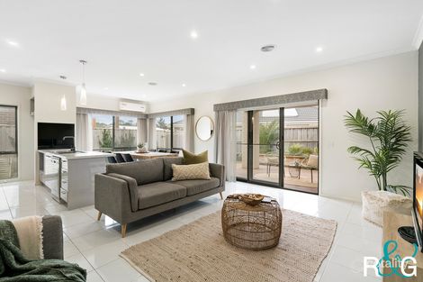 Property photo of 14 Eman Terrace Hastings VIC 3915