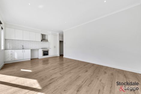 Property photo of 2/45 Hatchlands Drive Deer Park VIC 3023