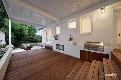 Property photo of 10 Mark Court Chadstone VIC 3148