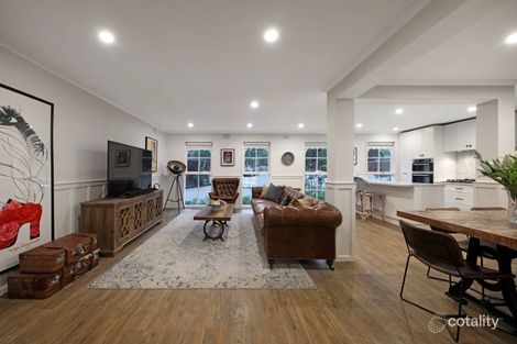 Property photo of 10 Mark Court Chadstone VIC 3148