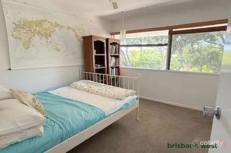 Property photo of 11 Oakington Street Fig Tree Pocket QLD 4069