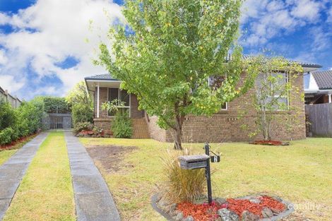 2 Cleary Pl, St Clair, NSW 2759