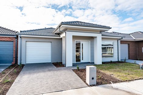 3 Handley Cres, Officer, VIC 3809