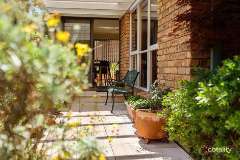 Property photo of 12 Deacon Close Chisholm ACT 2905