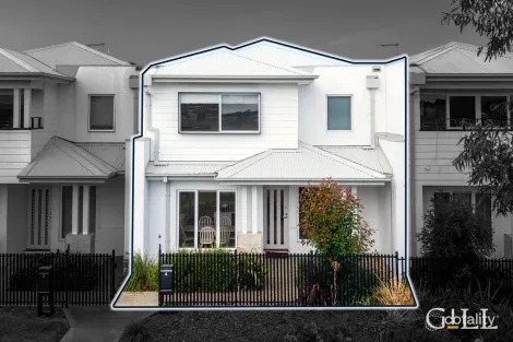 Property photo of 4 Sherriff Lane Berwick VIC 3806