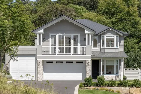 Property photo of 11 Fairholme Street Mount Lofty QLD 4350