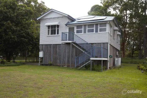 1 Lemontree Dr, Macleay Island, QLD 4184