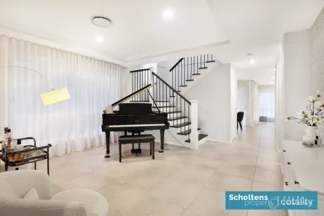 Property photo of 5 Clayton Close Stream Hill NSW 2526