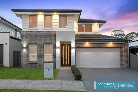5 Clayton Cl, Stream Hill, NSW 2526