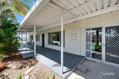 255 Eighth St, Wonthella, WA 6530