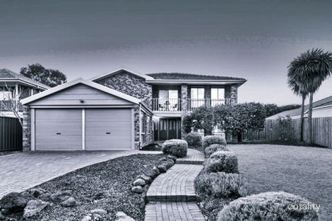 Property photo of 26 Sheraton Crescent Ferntree Gully VIC 3156