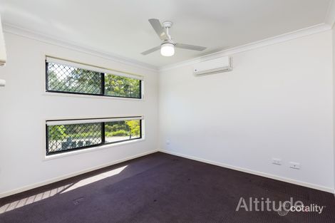 Property photo of 31 Hideaway Circuit Fletcher NSW 2287