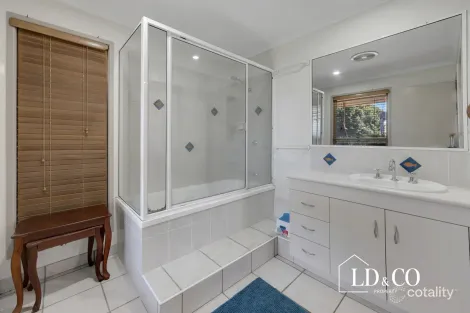 Property photo of 9 Riverleigh Drive North Mackay QLD 4740