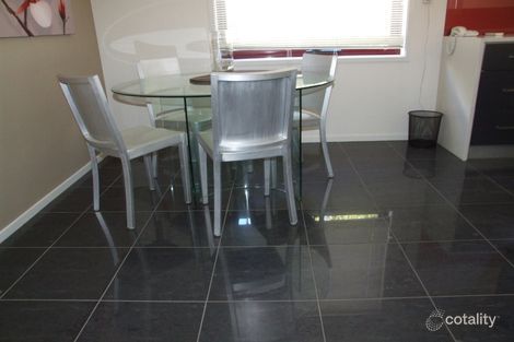Property photo of 39 Cavanough Street Phillip ACT 2606