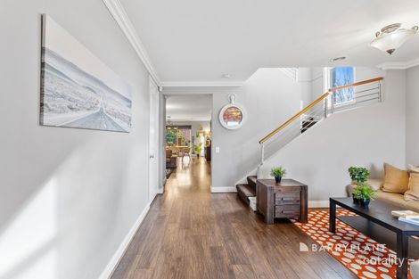 Property photo of 30 Everly Circuit Pakenham VIC 3810