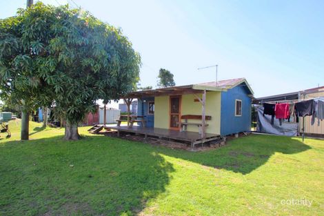 7 Wharf St, Woombah, NSW 2469