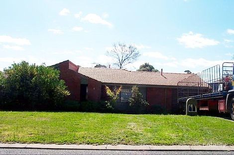 3 Brookland Cres, Marangaroo, WA 6064