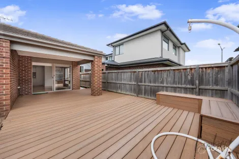 Property photo of 3 Robin Road Mickleham VIC 3064