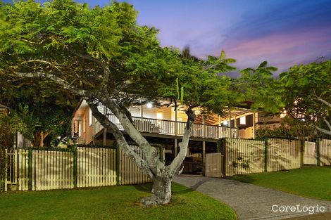 Property photo of 31 Roseneath Parade Wynnum West QLD 4178