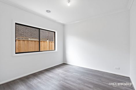 Property photo of 75 Shelterbelt Avenue Weir Views VIC 3338