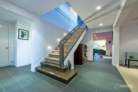 Property photo of 32 De Havilland Circuit Williams Landing VIC 3027