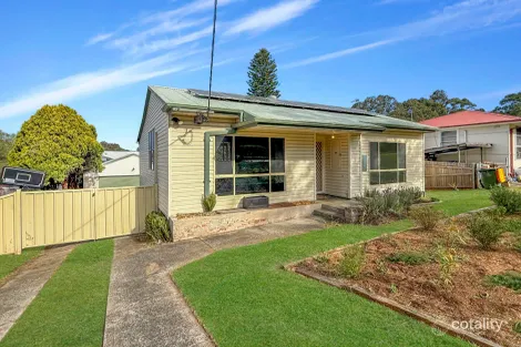 Property photo of 19 Maynes Parade Unanderra NSW 2526