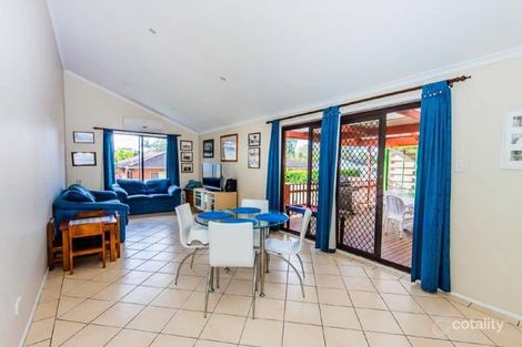 Property photo of 16 Quinalup Street Gwandalan NSW 2259