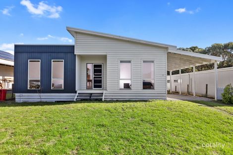 Property photo of 10 Echo Street Venus Bay VIC 3956