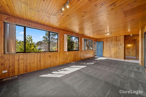 Property photo of 15 Laseron Place Mawson ACT 2607