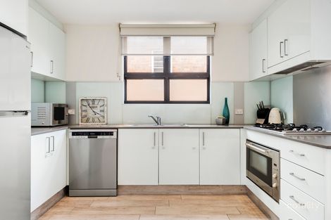 Property photo of 2/89 Queenscliff Road Queenscliff NSW 2096