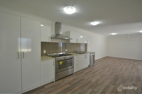 12 Carlin St, Glenvale, QLD 4350